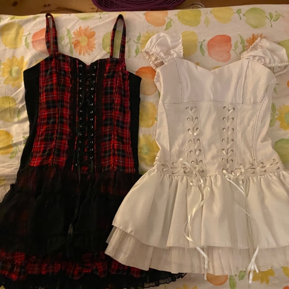 Tripp nyc COLLECTION post 2 - Picture 5 of 5